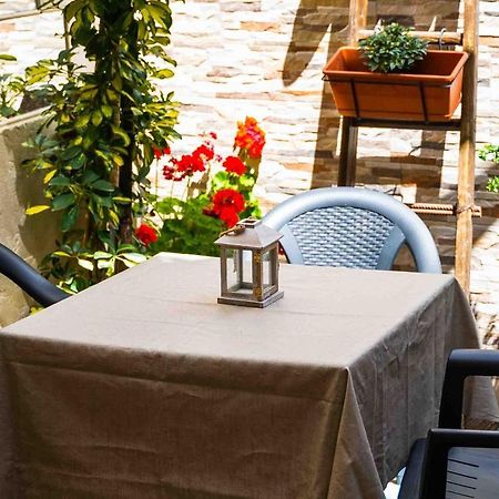 Dei Monasteri Bed & Breakfast Altamura Bagian luar foto